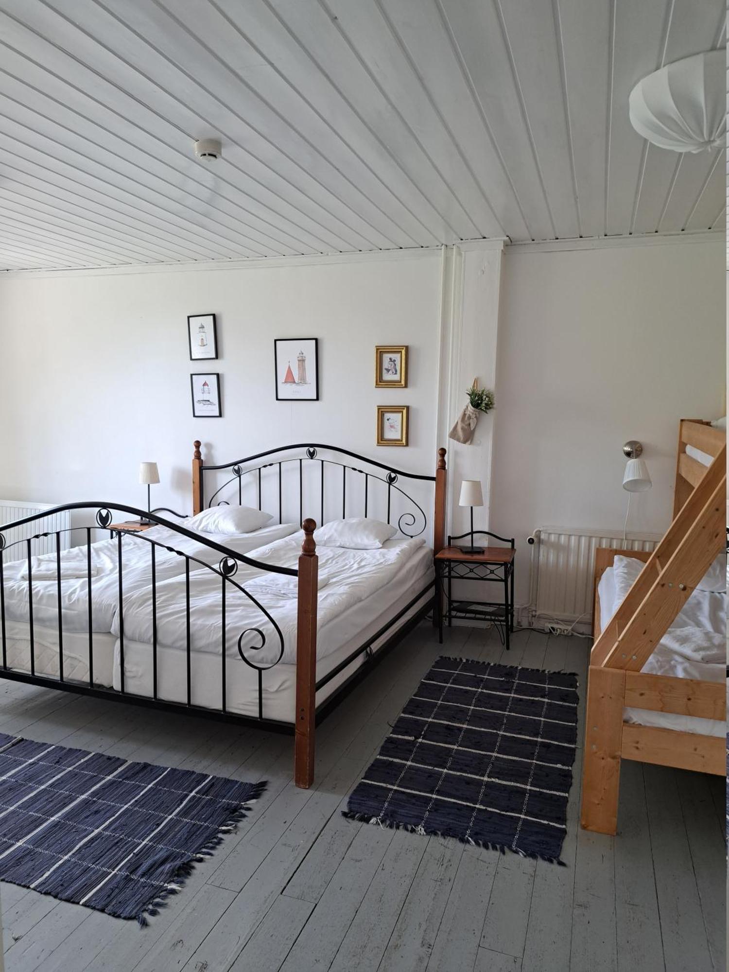 Kustnaera Vandrarhem Hamburgsund Exterior foto