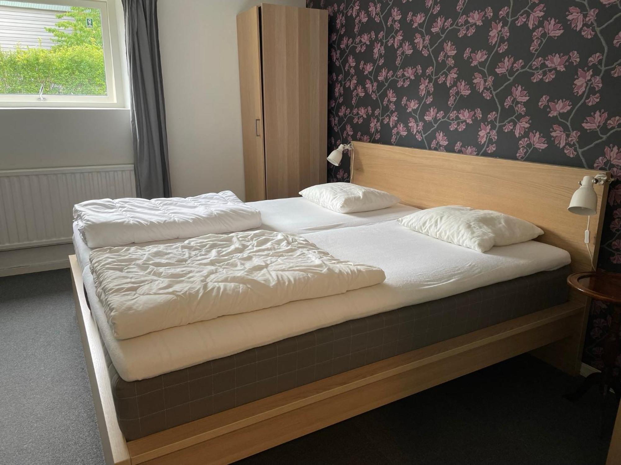 Kustnaera Vandrarhem Hamburgsund Habitación foto
