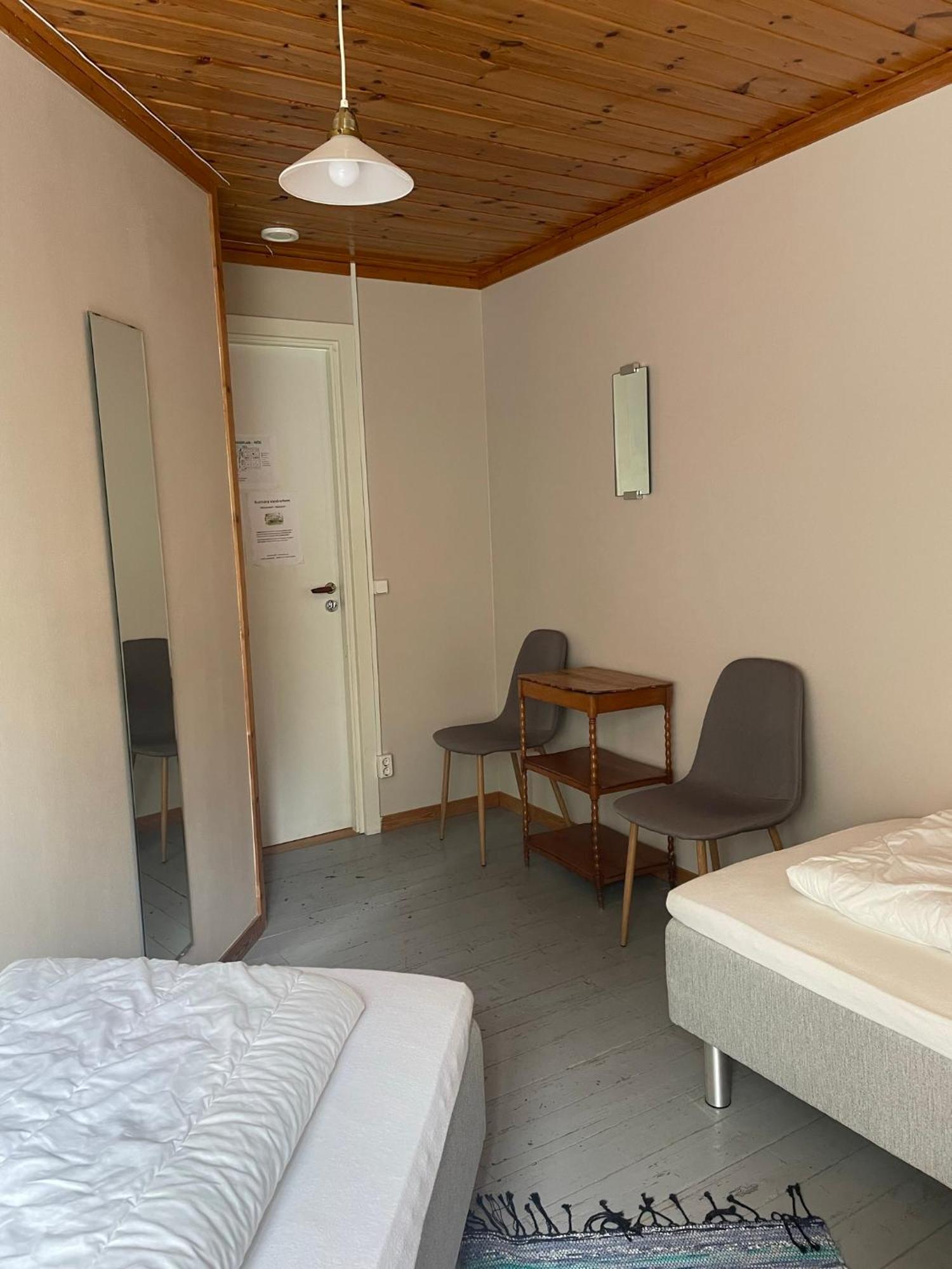Kustnaera Vandrarhem Hamburgsund Habitación foto